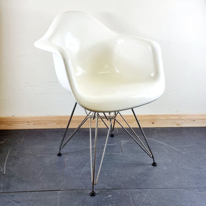 After Charles Ray Eames White Plastic Eiffel Chair