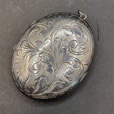 Vintage 1971 Smith, Ewen & Stylic Ltd Silver Locket.
