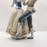 Lladro Figurine Dancing the Polka 5252
