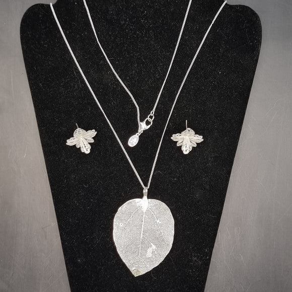 Vintage Silver Flower Wire Earrings with a Silver Plated Leaf Necklace