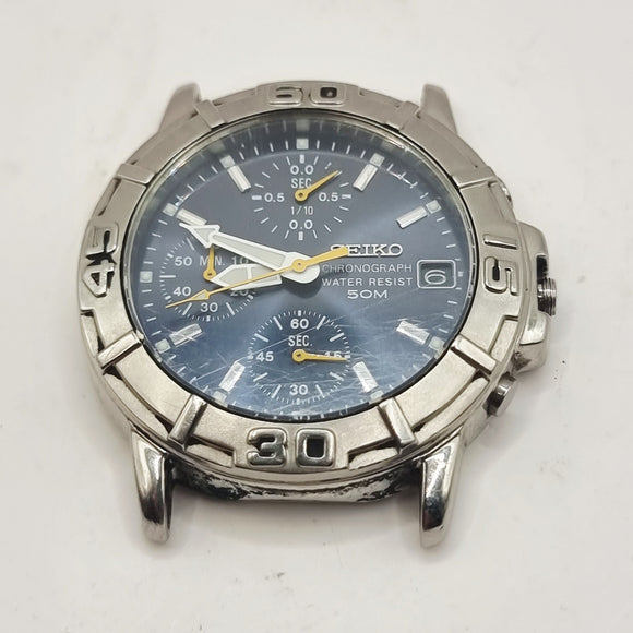 Seiko Chronograph 50m 5 Bar Quartz Wristwatch Spares or Repairs.