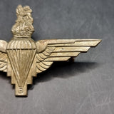 WWII Vintage Parachute Regiment or Para Wings Cap Badge.