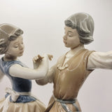 Lladro Figurine Dancing the Polka 5252