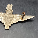 WWII Vintage Parachute Regiment or Para Wings Cap Badge.