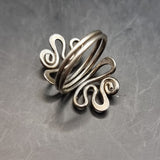 Vintage Silver Wired Squiggle Designed Ring Size N.