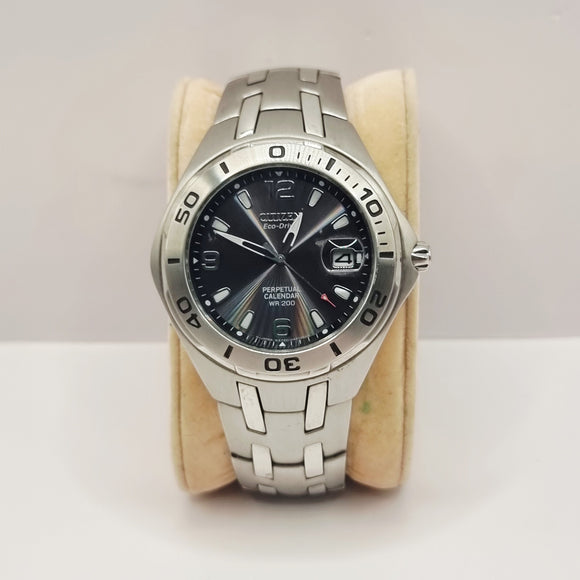 Vintage Citizen Eco-Drive Perpetual Calendar WR 200