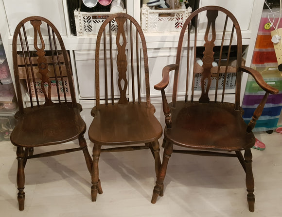 2 colonial chairs