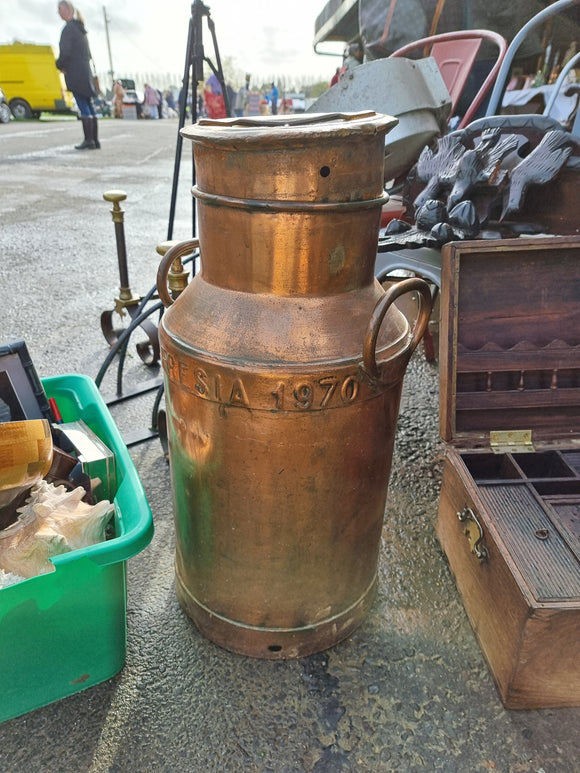 Milk churn