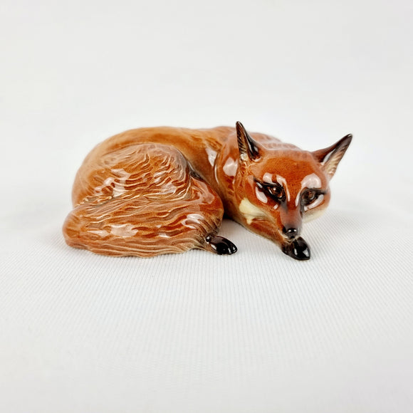 Beswick Fox Lying Down