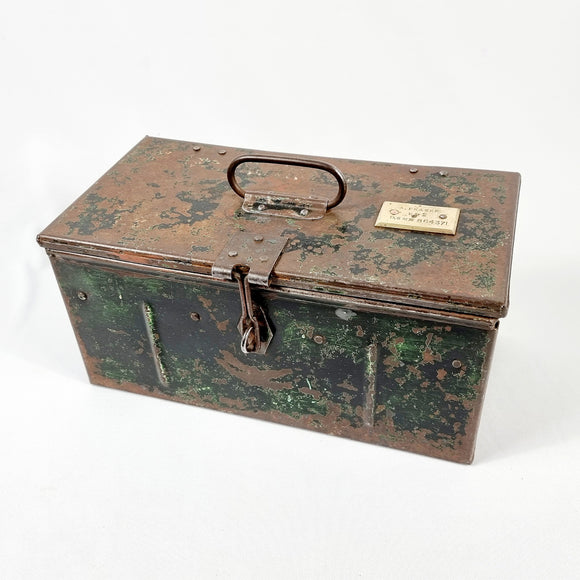 Antique Ammunition Metal Carry Case.