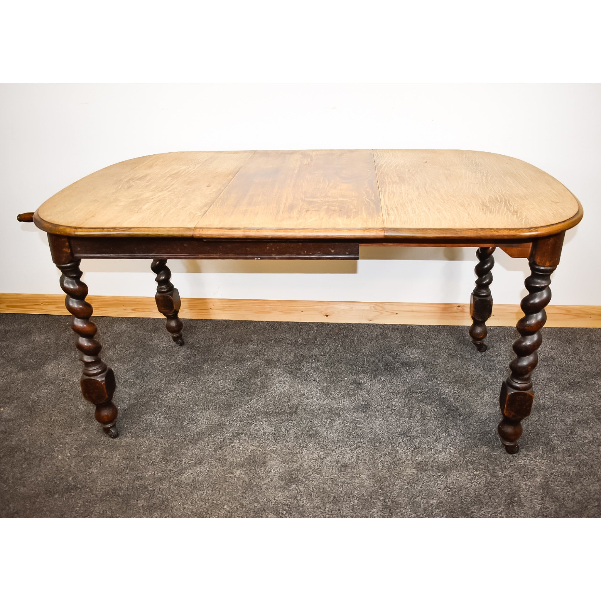 Barley twist deals extendable dining table