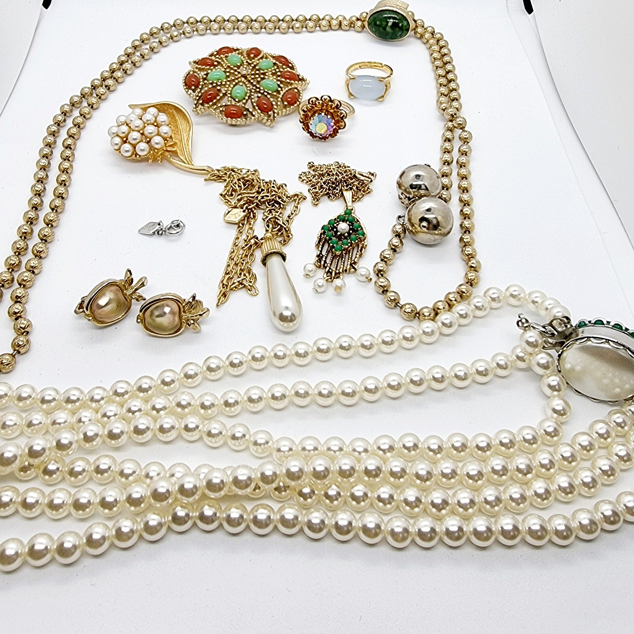 Sarah costume new arrivals jewelry