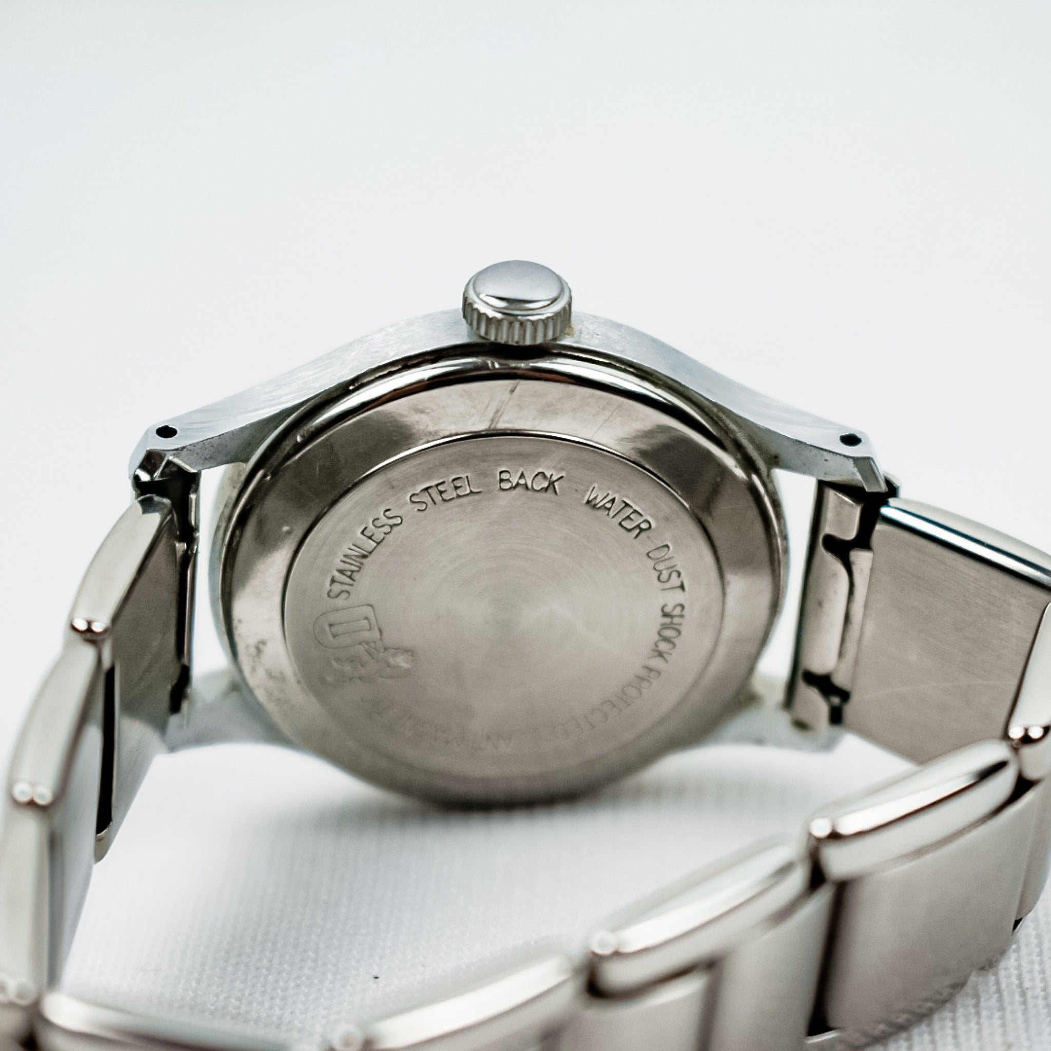 Ingersoll 5 jewels shockproof watch outlet