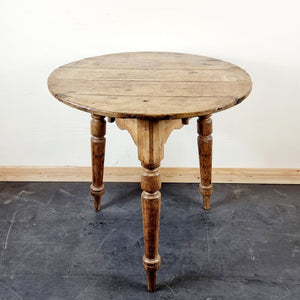 Early 19th Century Antique Pine Cricket Table