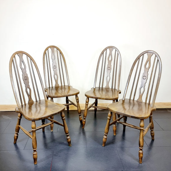 Set of Four Antique Style Colonial Windsor Style Chairs