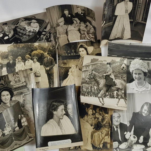 28 Original Press Release Royal Photographs - Attrells