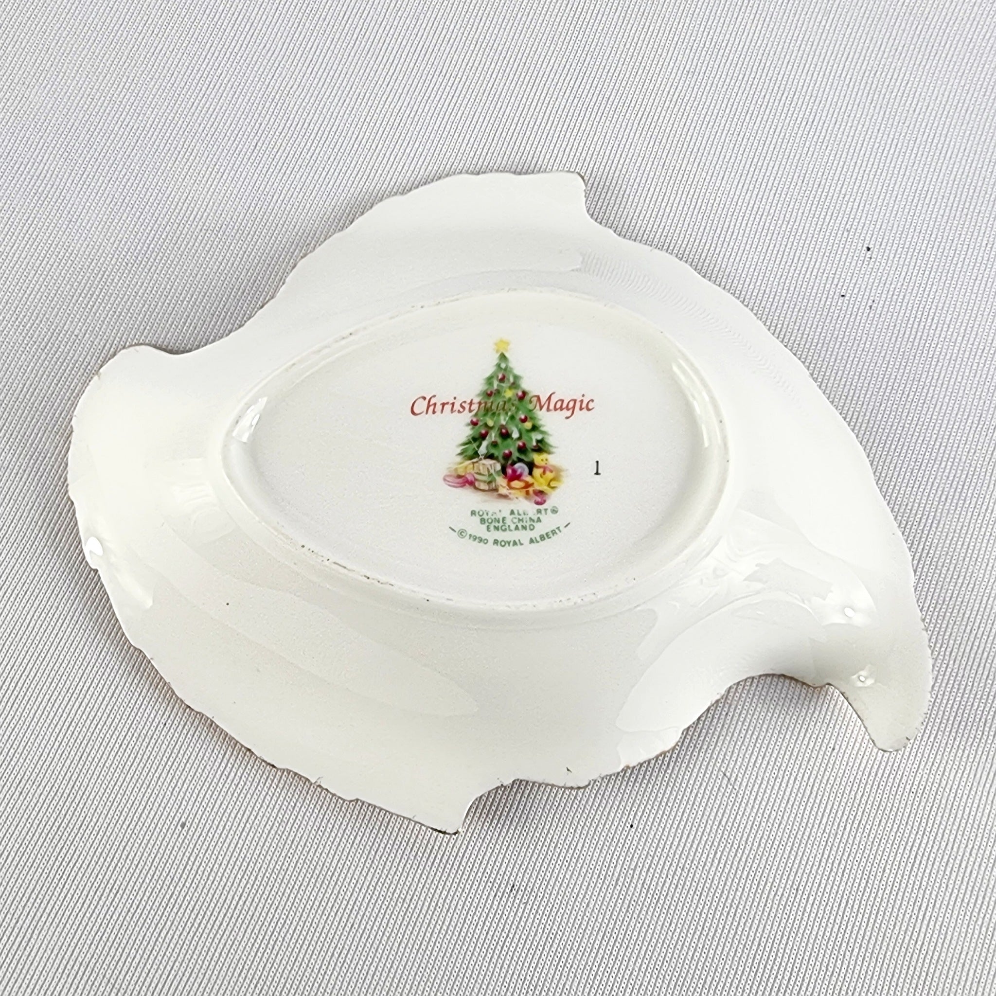 Royal albert top christmas magic